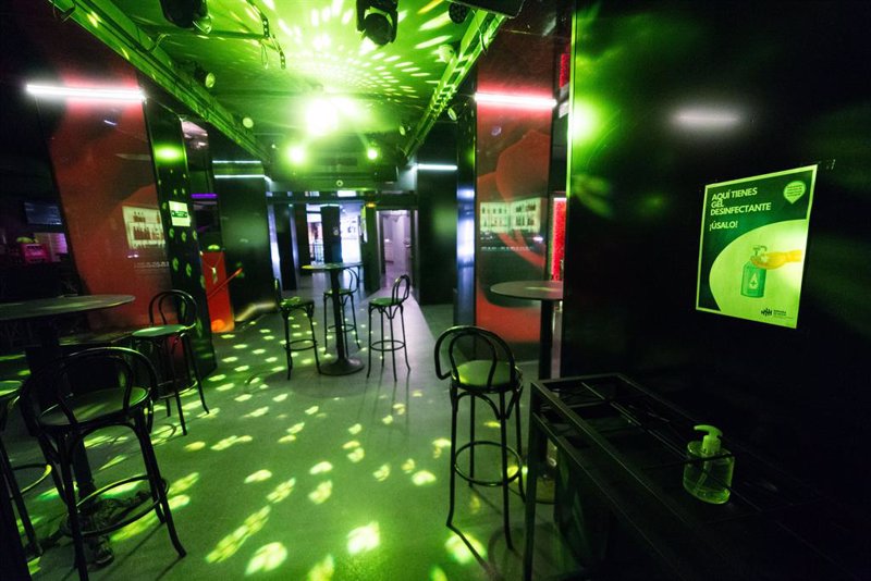 Sanidad propone abrir el ocio nocturno hasta las 02:00h en zonas en riesgo medio y bajo