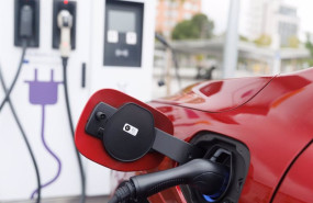 ep archivo un vehiculo en un punto de recarga electrica 20230928134202 ep archivo un vehiculo en un punto de recarga electrica 20230928134202