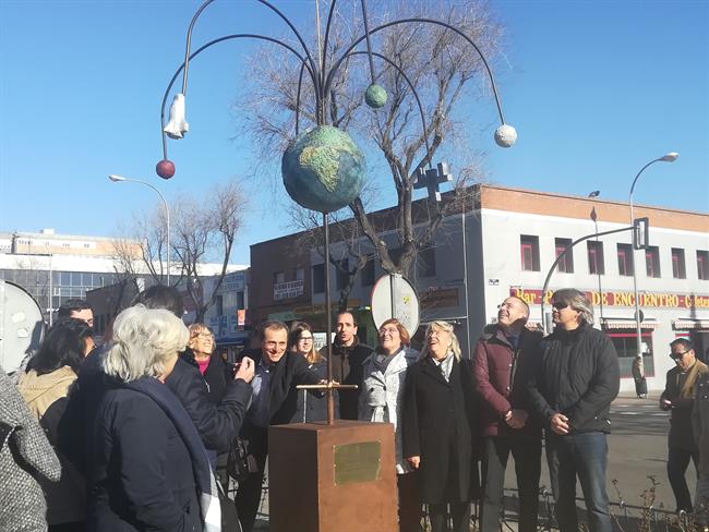 Astronauta Pedro Duque inaugura estatua en Ciudad Lineal (Madrid) | EUROPA PRESS ep astronauta pedro duque inaugura estatuaciudad lineal madrid