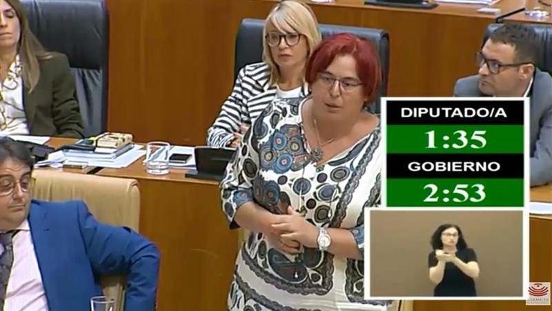 ep begona garcia en el pleno de la asamblea para hablar sobre superficie de cava