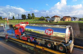 ep camion de grupo tgt con leche