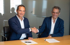 ep carlos vecino director de comercializacion de naturgy y pierre yves sachet director de mobility