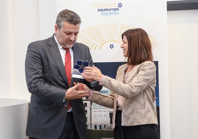 ep david luengo responsableindrabruselas recogio premio