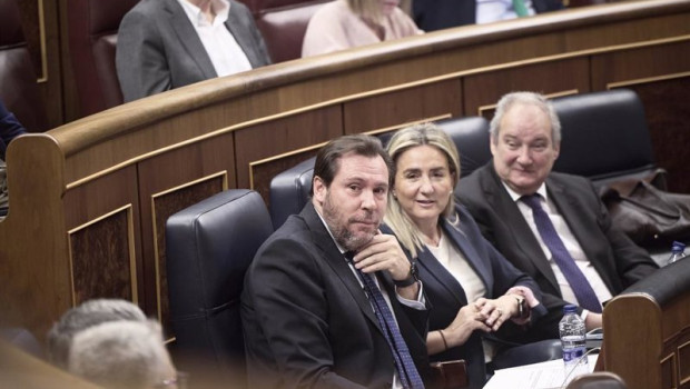 ep el ministro de transportes oscar puente la ministra de educacion milagros tolon y el ministro de