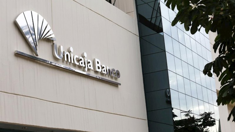 UNICAJA BANCO - Archivo ep el presidente y el consejero delegado de unicaja invierten 50000 euros cada uno en acciones del