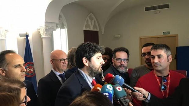 ep fernando lopez miras durantecontactolos medios