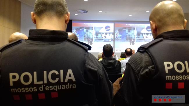 Formación de los Mossos d'Esquadra de cara al MWC | MOSSOS D'ESQUADRA ep formacionlos mossos desquadracaramwc