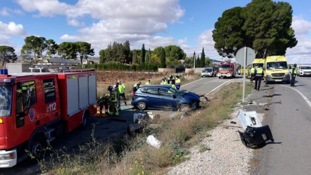 ep imagen del accidente ocurrido en la carretera rm 424 yecla pinoso en el termino municipal de