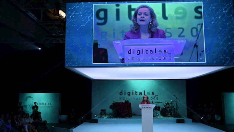 La ministra de Economía y Empresa en funciones, Nadia Calviño, participa en el 'DigitalES Summit 2019'. | Oscar Cañas - Europa Press - Archivo ep la ministra de economia y empresa en funciones nadia calvino participa en el digitales summit