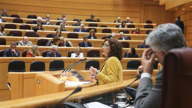 ep la ministra de hacienda maria jesus montero interviene desde la tribuna en una sesion plenaria en