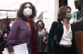 ep la vicepresidenta teresa ribera con la portavoz del gobierno y ministra de hacienda maria jesus