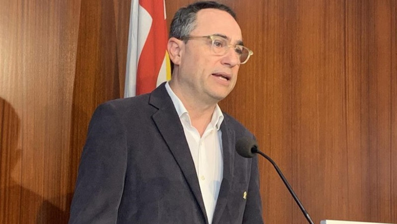 ep pdecat sugierepisarelloasensdimitanles pideno utilicenayuntamientola campana