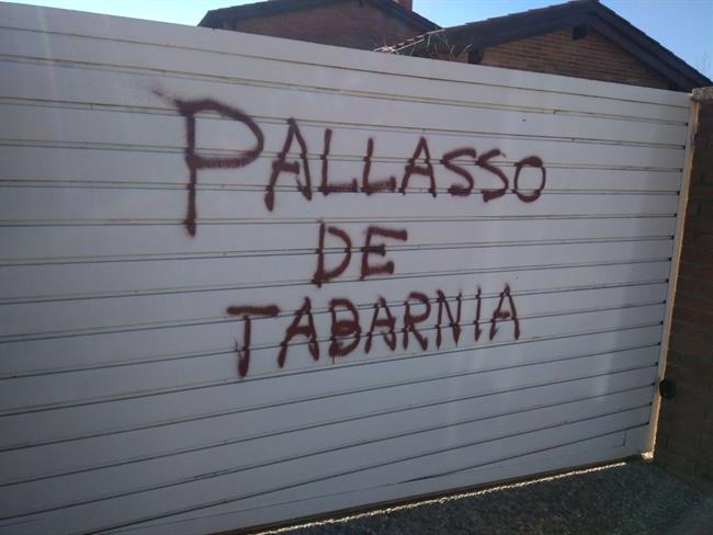 ep pintadadomicilioperiodista tomas guasch