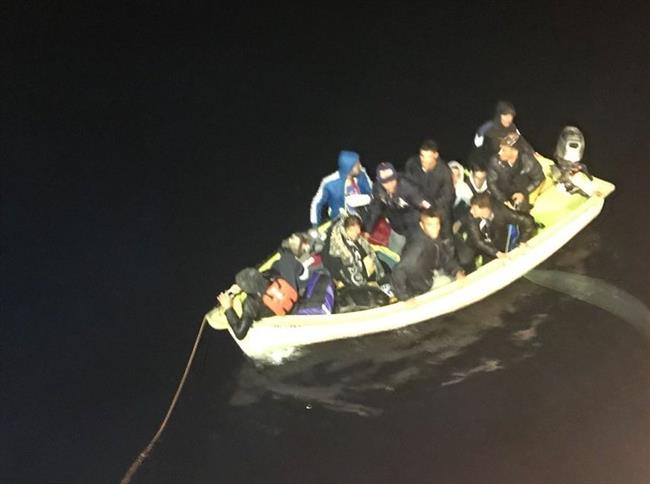 Rescate de patera | EUROPA PRESS/SALVAMENTO MARÍTIMO ep rescatepatera 20171013235902