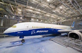 Boeing 787 Dreamliner, aircraft, air travel