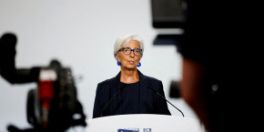 christine lagarde presidente de la banque centrale europeenne bce s adresse aux journalistes apres une reunion de politique monetaire du conseil des gouverneurs de la bce 