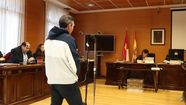 ep acusado de degollar a su mujer en azuqueca durante el juicio