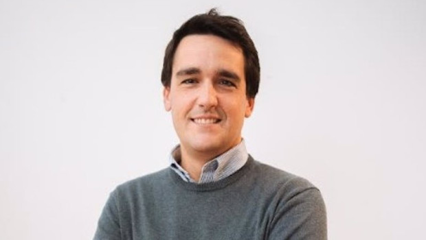 ep anton de la rica co ceo de lhg