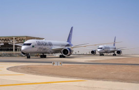 ep archivo   boeing entrega los dos primeros aviones 787 dreamliner a riyadh air