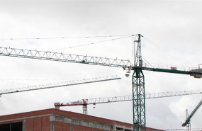 ep archivo   el 43 de las empresas de construccion espanolas han sido presionadas para pagar por