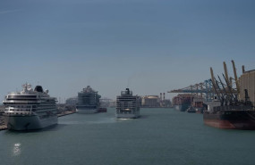 ep archivo   el buque msc armonia zarpa del puerto de barcelona a 4 de abril de 2024 en barcelona