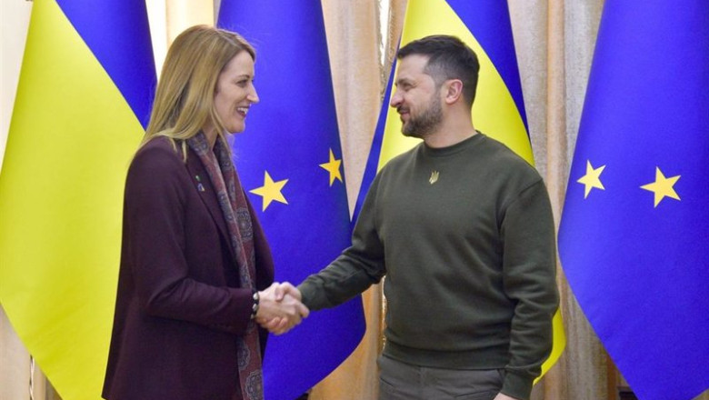 ep archivo la presidenta del parlamento europeo roberta metsola y el presidente de ucrania ep archivo la presidenta del parlamento europeo roberta metsola y el presidente de ucrania