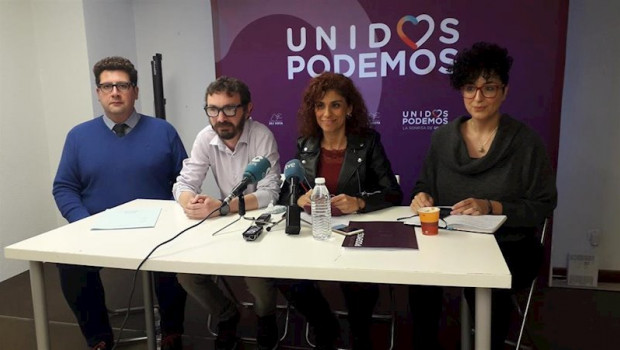 ep de izquierda a derechoa el abogado ivan gutierrez david gonzalez rosana alonso y belen milan en