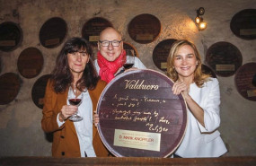 ep economiaempresas- valduero incorporamark knopflersu clubvino membresiatenada