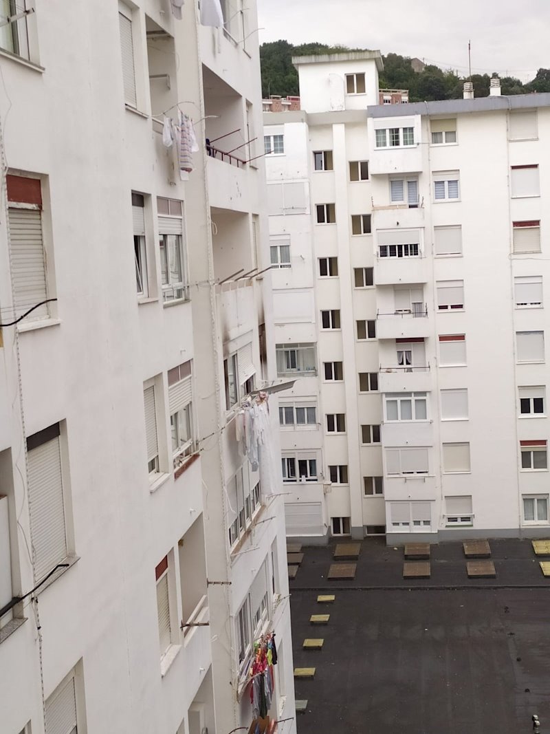 ep edificio donde se ha incendiado una vivienda y ha fallecido un hombre de 75 anos ep edificio donde se ha incendiado una vivienda y ha fallecido un hombre de 75 anos