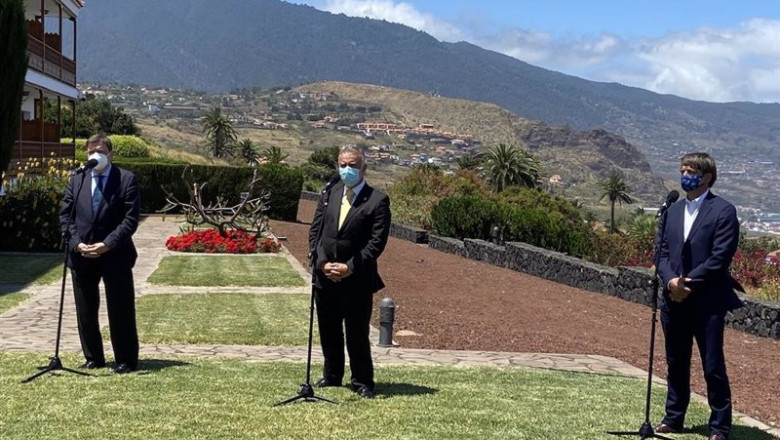 ep el ministro de agricultura pesca y alimentacion luis planas el presidente de canarias angel