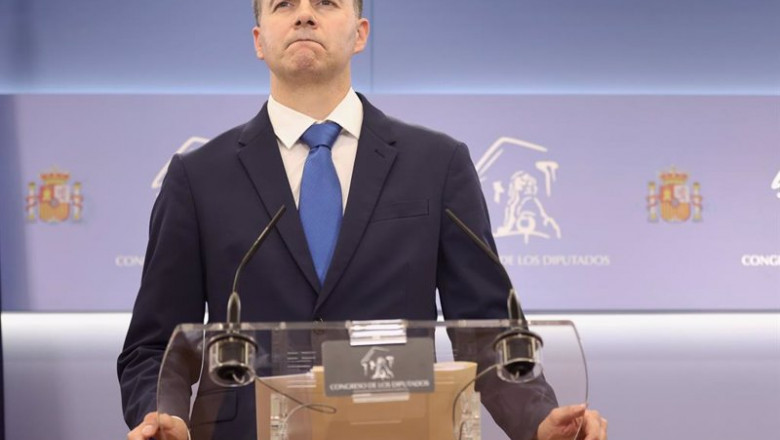 El portavoz del Grupo Parlamentario Socialista, Héctor Gómez, comparece en una rueda de prensa | Eduardo Parra - Europa Press ep el portavoz del grupo parlamentario socialista hector gomez comparece en una rueda de prensa