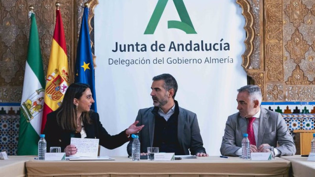 ep en el centro el consejero andaluz de agricultura pesca agua y desarrollo rural ramon