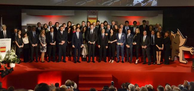 Foto de familia del homenaje a Barcelona '92 | EUROPA PRESS ep fotofamiliahomenajebarcelona 92