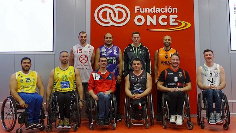 ep jugadores representando a los diez equipos de la division de honor 2019-2020 de baloncesto en ep jugadores representando a los diez equipos de la division de honor 2019-2020 de baloncesto en