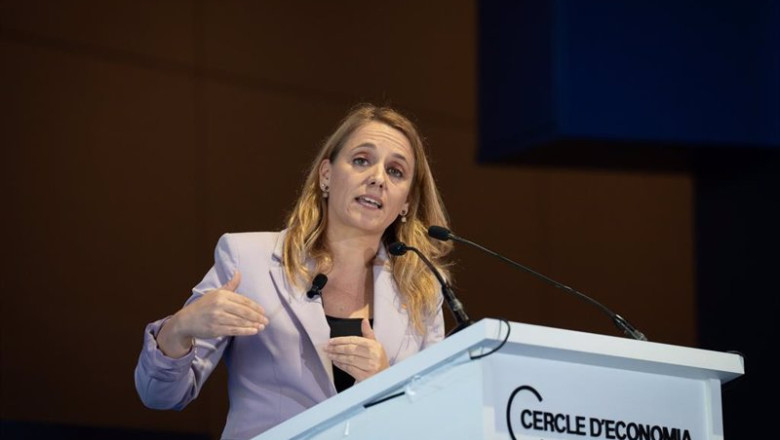 ep la consellera de economia y hacienda de la generalitat natlia mas durante su intervencion en la ep la consellera de economia y hacienda de la generalitat natlia mas durante su intervencion en la