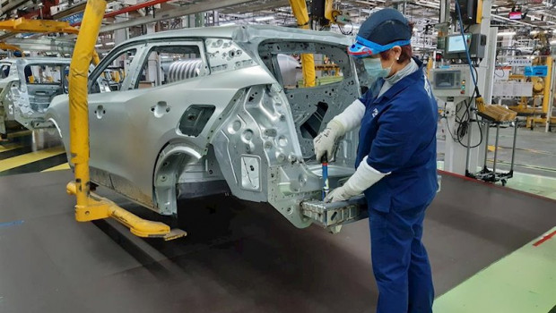 ep la planta viguesa del grupo psa ha retomado la produccion esta semana
