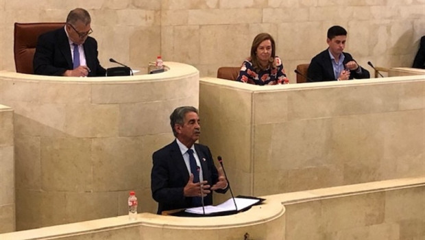 ep presidentecantabriafuncionescandidatola reeleccion miguel angel revilla enprimera sesiondebateinvestidura