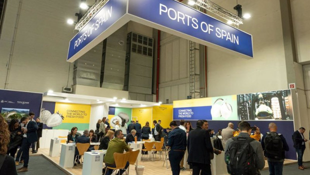 ep stand de puertos del estado en la feria fruit logistica de 2024 en berlin