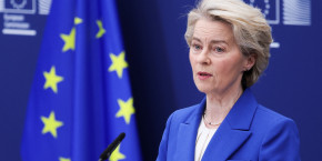 la presidente de la commission europeenne ursula von der leyen fait une declaration a bruxelles 20250309174506 