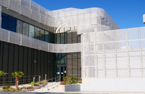 nabiax maximiza la fiabilidad y disponibilidad de la energa en su centro de datos adc2 con software y servicios de schneider electric jpeg nabiax maximiza la fiabilidad y disponibilidad de la energa en su centro de datos adc2 con software y servicios de schneider electric jpeg