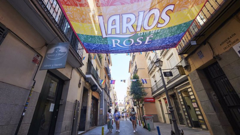 Archivo - Ambiente en Chueca el día que finalizan los festejos del Orgullo 2021, a 4 de julio de 2021, en Madrid, (España). | Jesús Hellín - Europa Press - Archivo ep archivo ambiente en chueca el dia que finalizan los festejos del orgullo 2021 a 4 de julio de