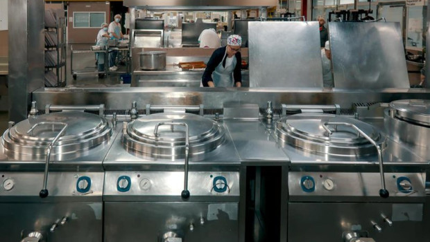 ep archivo   comedor del hospital virgen del rocio sevilla