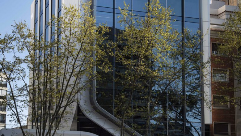 Sede de Naturgy en Barcelona. | DAVID CAMPOS - Archivo ep archivo sede de naturgy en barcelona