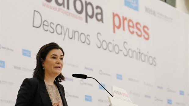 ep carmen monton participadesayuno socio-sanitarioeuropa press 20180606121502