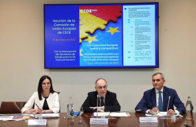 ep de izquierda a derecha la delegada permanente de ceoe en bruselas patricia cirez el secretario de ep de izquierda a derecha la delegada permanente de ceoe en bruselas patricia cirez el secretario de