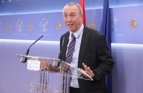 ep el diputado de compromis joan baldovi ofrece una rueda de prensa en el congreso de los diputados