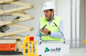 ep el ministro de transportes y movilidad sostenible oscar puente visita las nuevas instalaciones