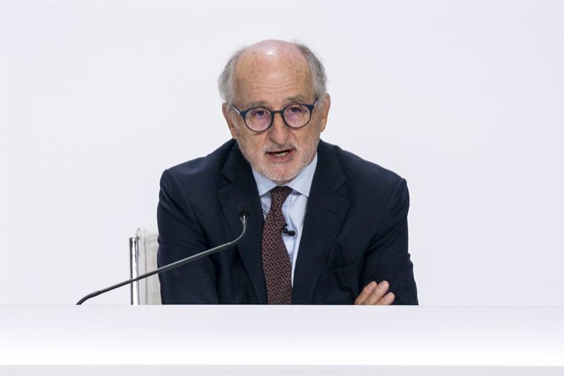 La Junta de Accionistas de Repsol aprueba la reelección de Antonio Brufau