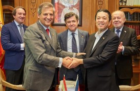 ep empresario filipino lucio co firmabodegas williams humberrt