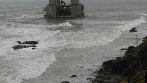 ep gabarraconstruccion varada cercabenalmadena malaga al romper remolque